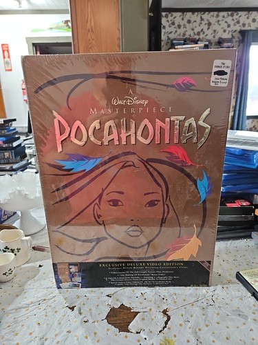 Disney collector box - collector's,